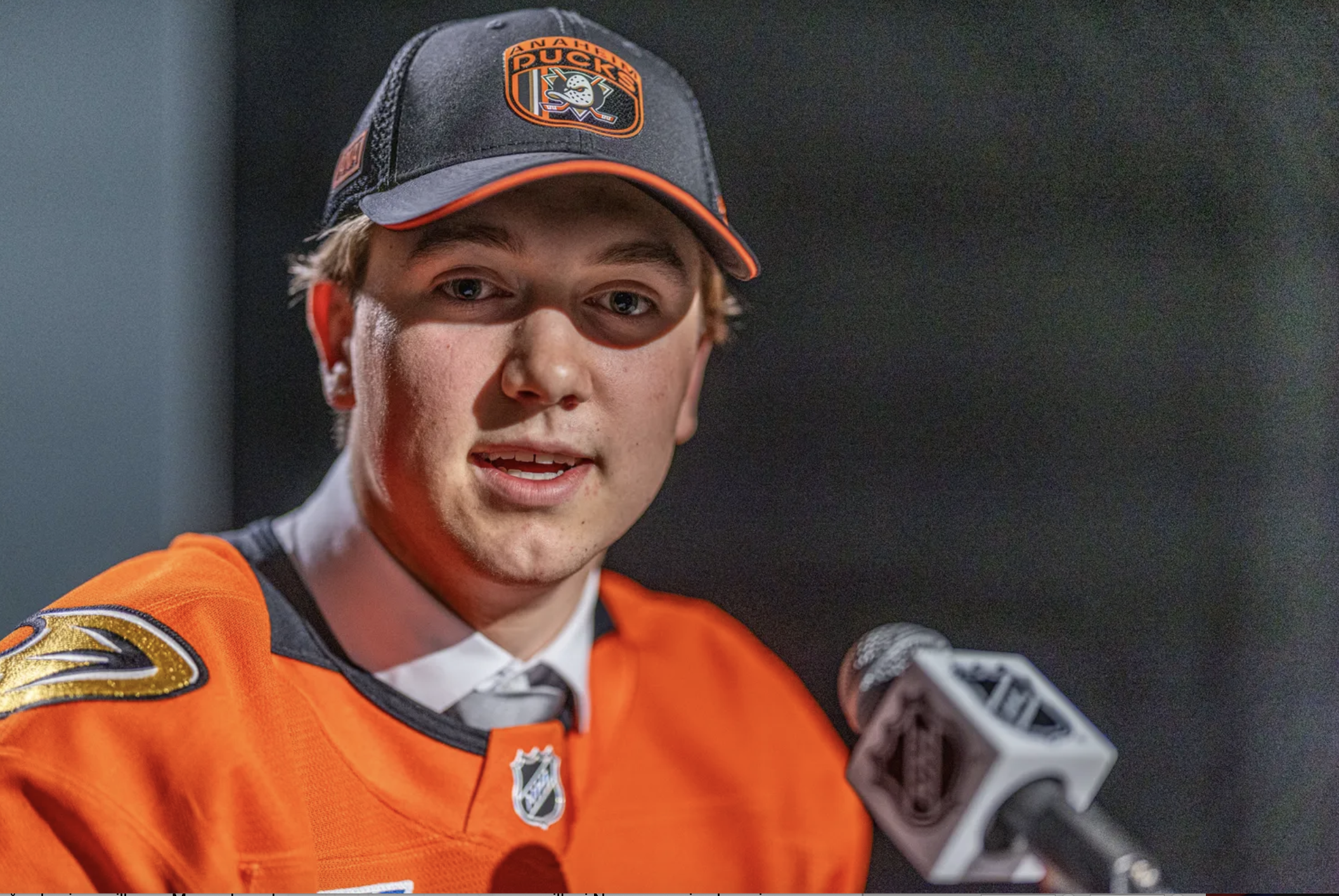 Stian Solberg ble valgt i første runde i NHL-draften 2024 i Las Vegas, USA
