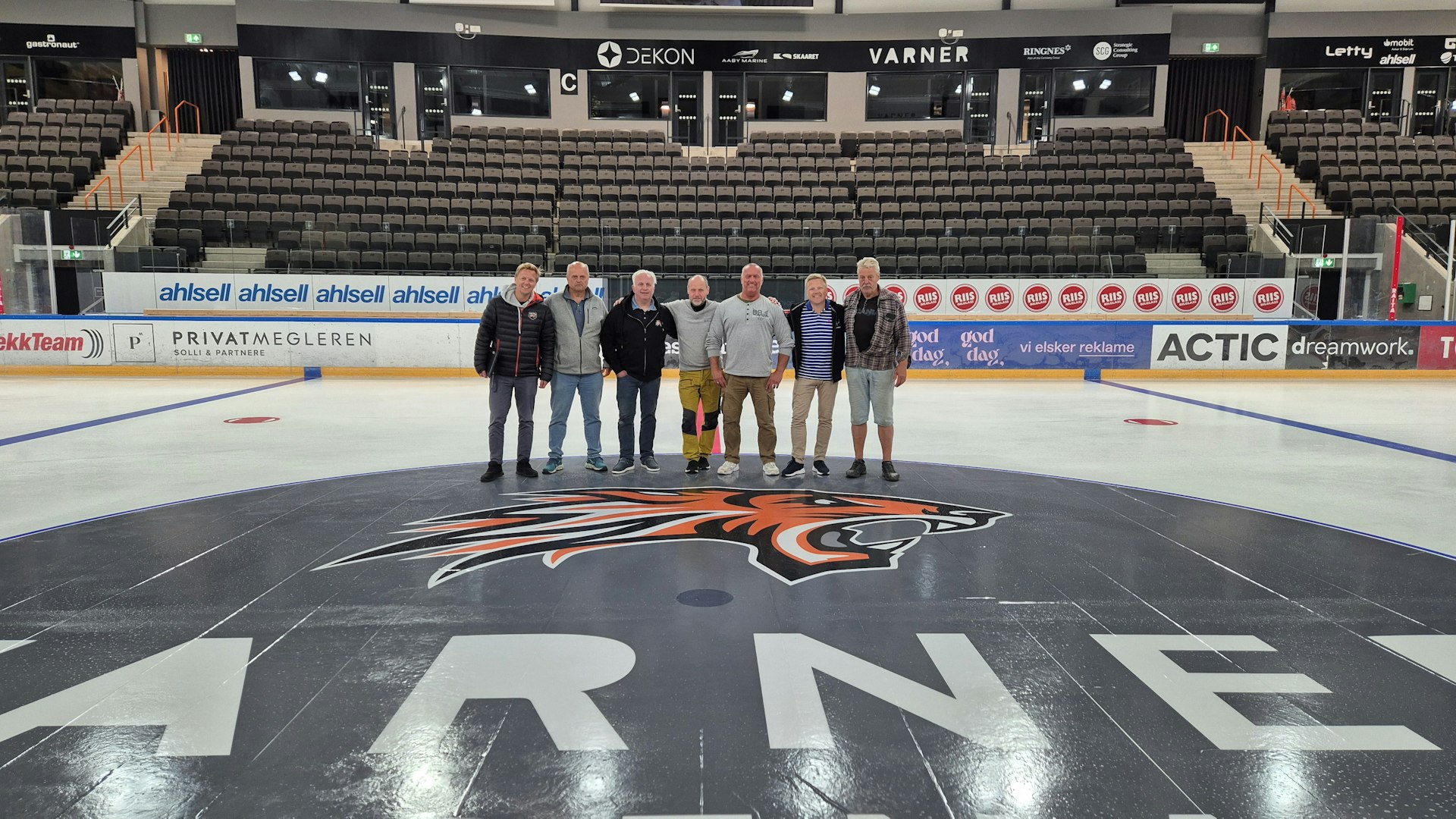 Varner Arena isreklame 2